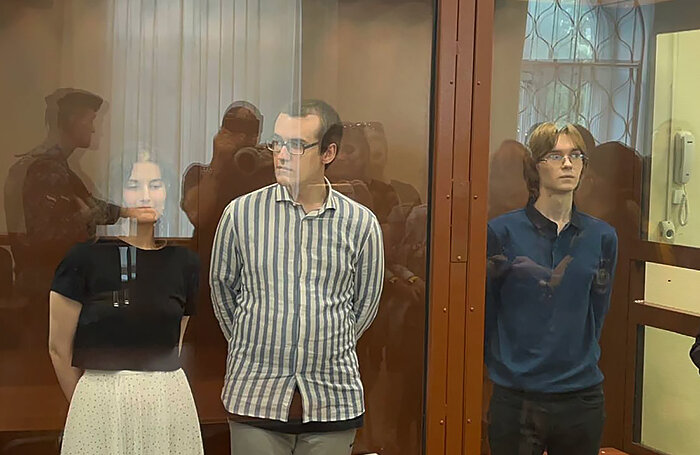    Анна Архипова, Певел Синельников. и Валентин Хорошенин (слева направо).пресс-служба Басманного суда Москвы