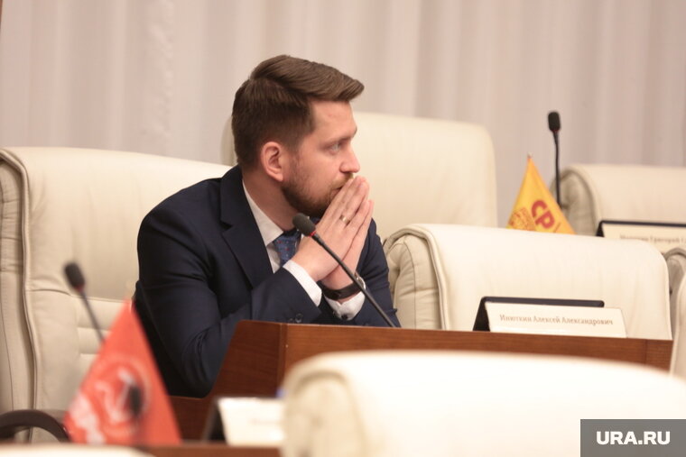    Алексей Инюткин перейдет на оплачиваемую ставку в ЗС