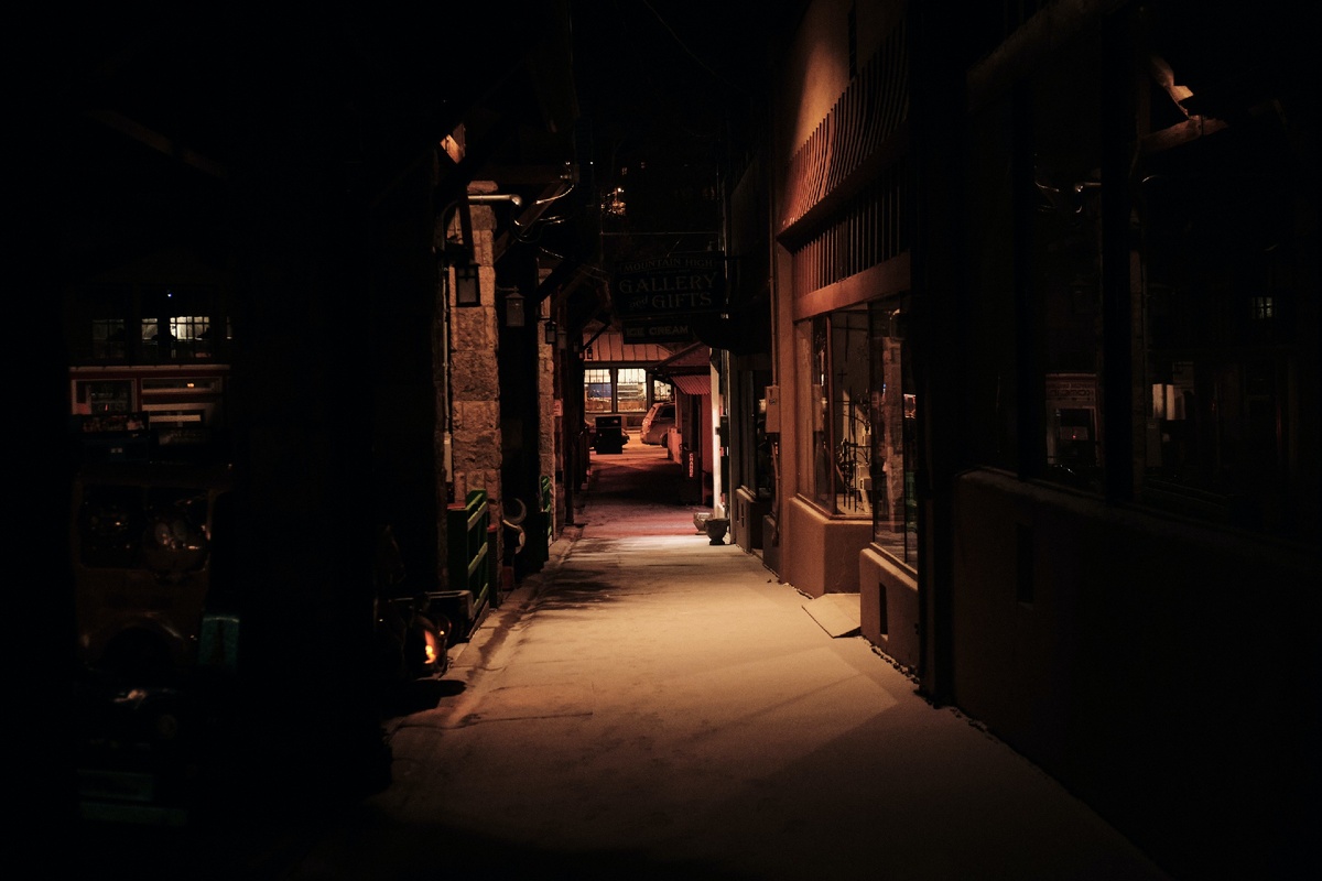 Photo by Aaron Chavez on Unsplash