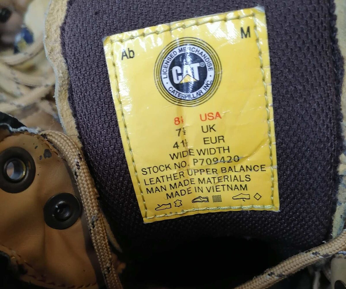 Шильдик на язычке как новый