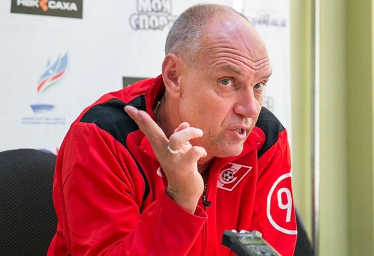 Александр Бубнов