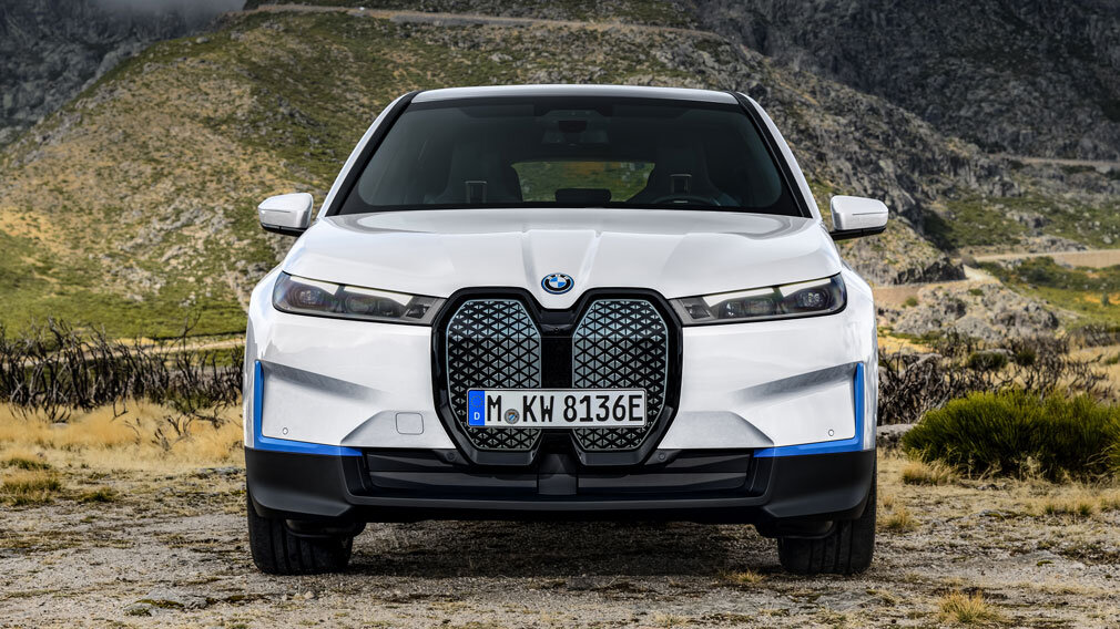 BMW iX