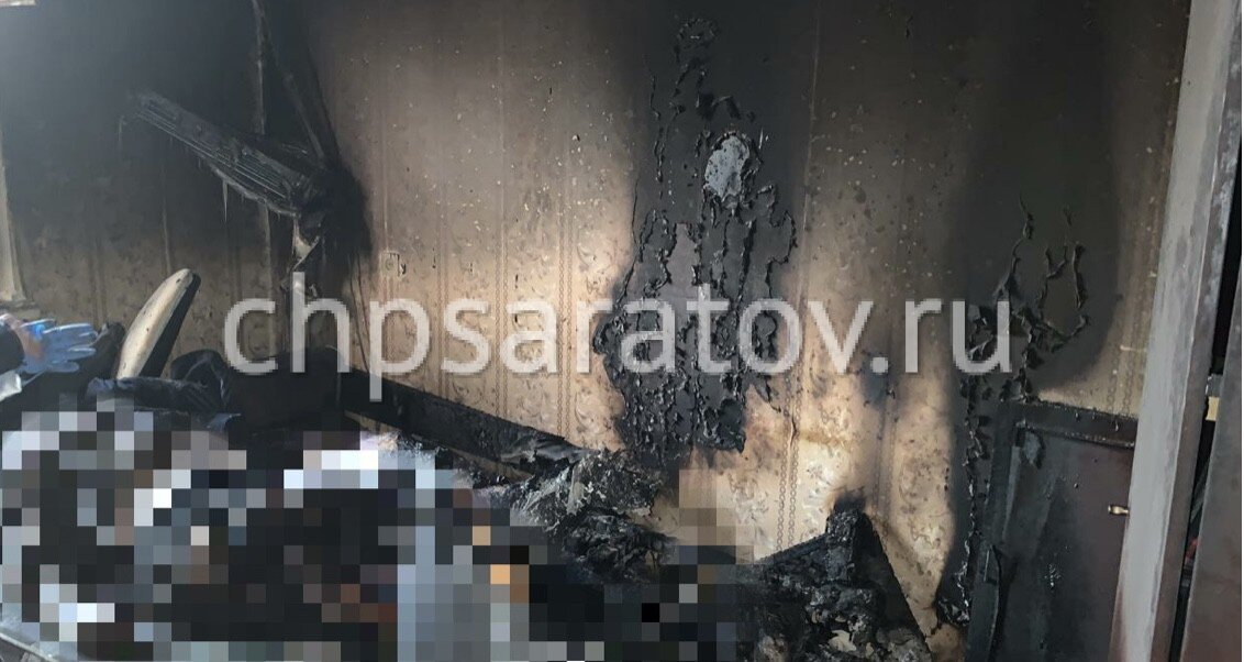 Очаг возгорания находился в жилой комнате, где и было обнаружено тело мужчины. В качестве основной версии причины пожара рассматривается неосторожное обращение с огнем. По предварительным данным, смерть мужчины наступила от отравления продуктами горения.
В настоящее время выполняется комплекс мероприятий, направленных на установление всех обстоятельств произошедшего. Назначено судебно-медицинское исследование тела погибшего. По результатам проверки будет принято соответствующее процессуальное решение.