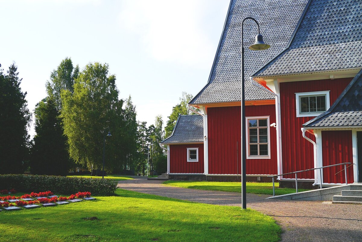 Красные домики в Финляндии
