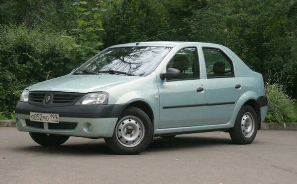 
До 250 тыс. рублей стоит рассмотреть Логан, который пользуется большим спросом на российском рынке. Безусловно, состояние нового автомобиля ожидать не стоит, но за эти деньги можно выбрать вполне хороший экземпляр 2008-2011 года выпуска. Варианты посвежее стоит осматривать внимательнее.