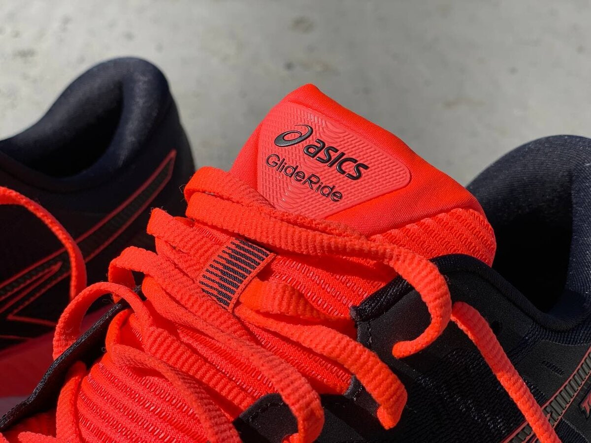 ASICS GLIDERIDE