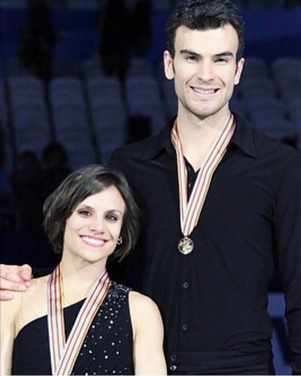 Эрик Редфорд и Меган Дюамель, победители ЧМ 2015,2016. Олимпийские чемпионы Пхенчхана в команде, бронзовые призёры ОИ 2018 в индивидуальном зачёте. 