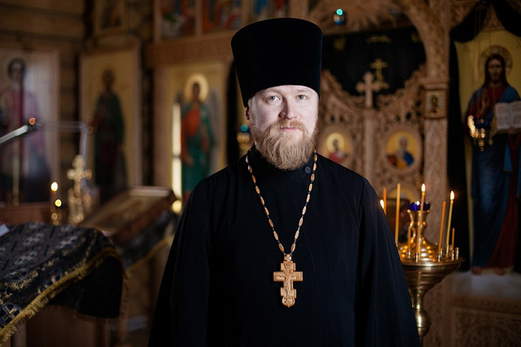 Church priest. Священник. Православный священник. Священник в церкви. Поп служитель церкви.