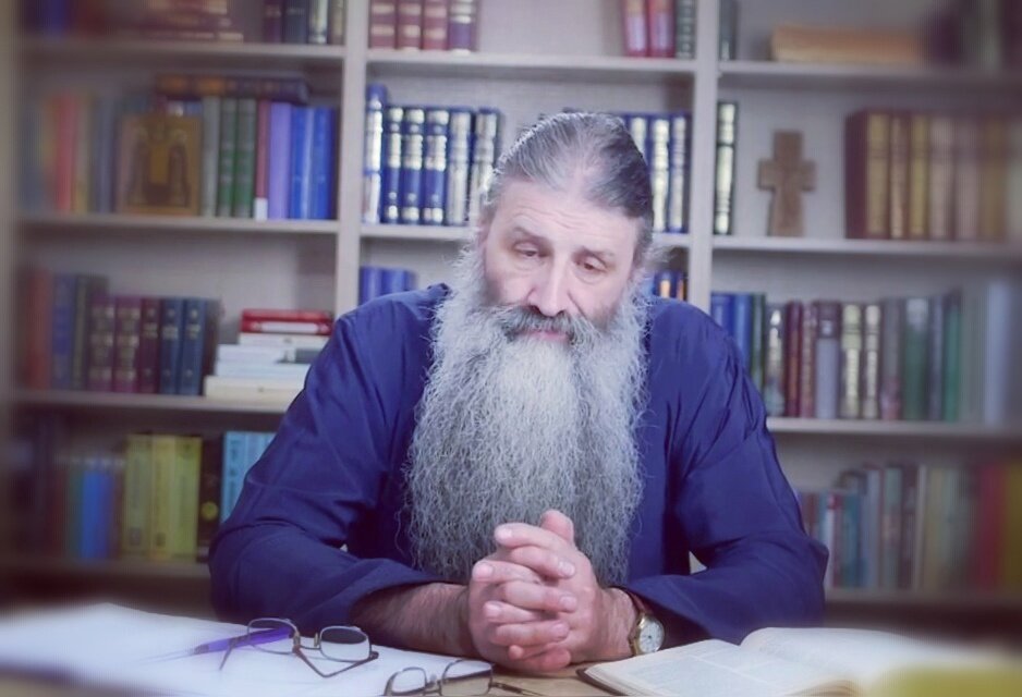 Максим Первозванский — протоиерей, клирик московского храма Сорока мучеников Севастийских в Спасской слободе, главный редактор православного молодёжного журнала «Наследник», духовник молодёжной организации «Молодая Русь».