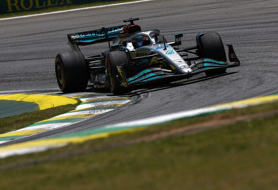    Джордж Рассел выиграл гонку на неисправной машинеLAT Images / Mercedes