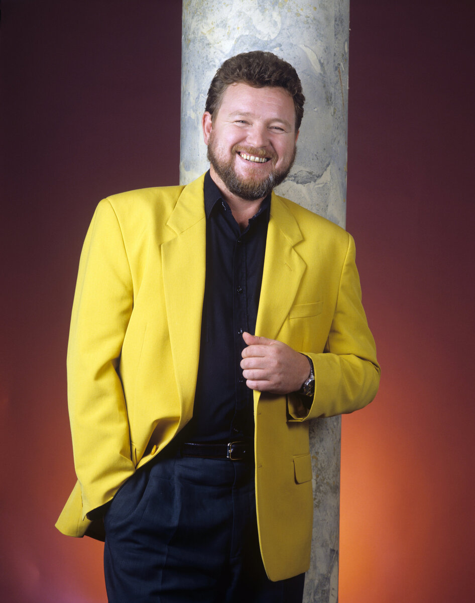    В студенческие годы Михаил играл в КВН и организовывал творческие мероприятия. В 1981-м он бросил учёбу и поехал поступать в Московское эстрадно-цирковое училище, но не прошёл по конкурсу. Однако через два года Евдокимов уже выступал как артист разговорного жанра Московской филармонии / globallookpress.com / Yurii Zheludev/Russian Look