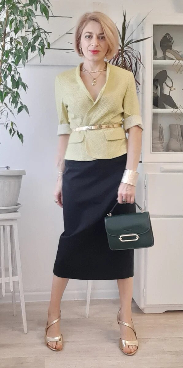 Уменьшенный размер жакета.