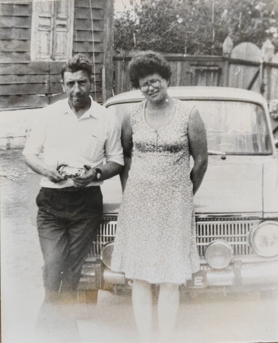 Мои родители и тот самый "Москвич"! Воронежская область.