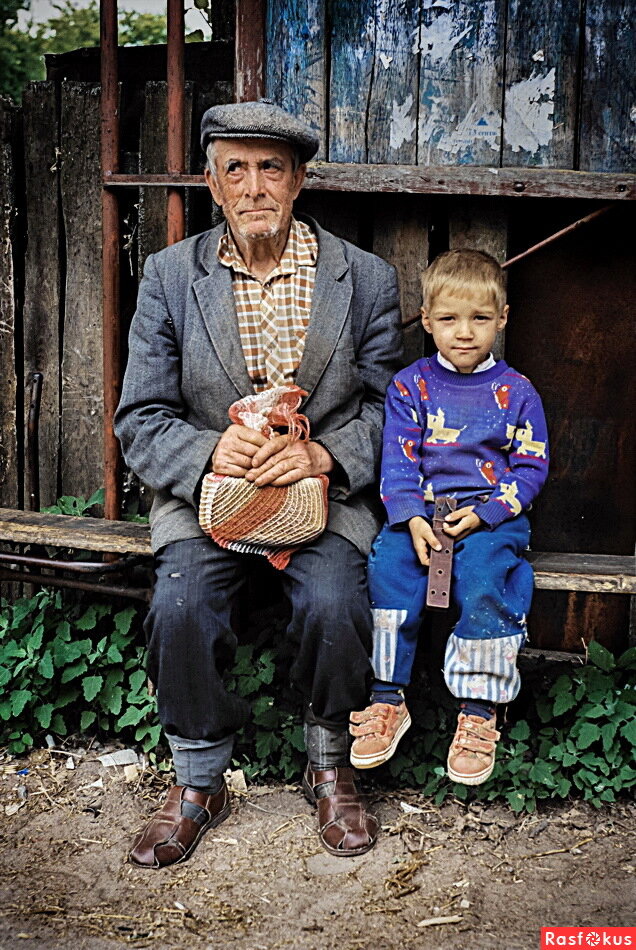 Виктор Струбик "Деревенские встречи" http://rasfokus.ru/photos/tp/%D0%A0%D0%B5%D0%BF%D0%BE%D1%80%D1%82%D0%B0%D0%B6/new/photo2987513.html