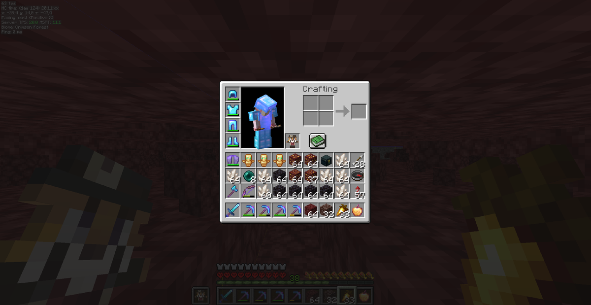 Накопал также кварца и чернита, они могут быть полезными далее.