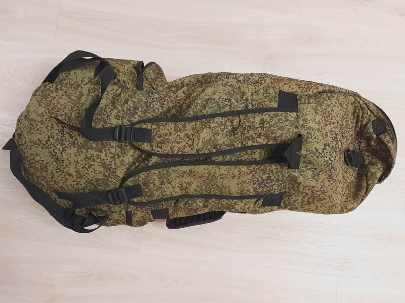 Самый удобный рюкзак для копа - тот в которые вмещается прибор и лопата.