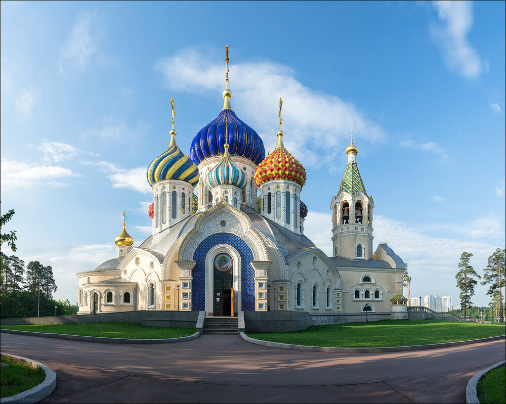 Христианские храмы в Москве