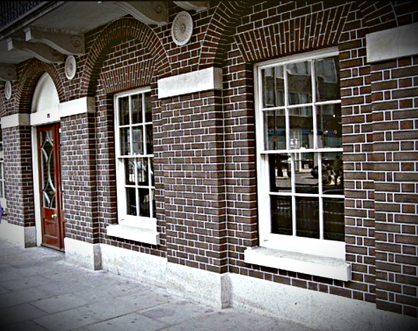 Энегосберегающие окна: https://tn.fishki.net/26/upload/post/201504/02/1488018/eng2.jpg