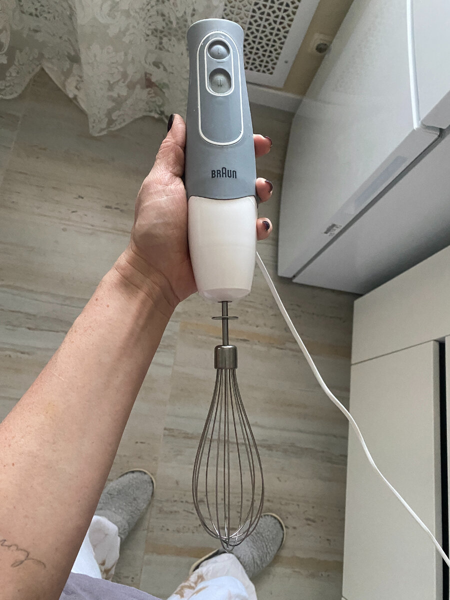 Блендер Braun с насадками и чашей для приготовления - 3000р. М-Видео. 