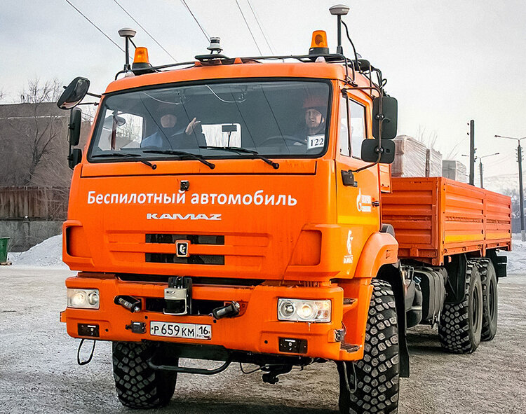    Беспилотный КАМАЗ вышел на зимние испытания