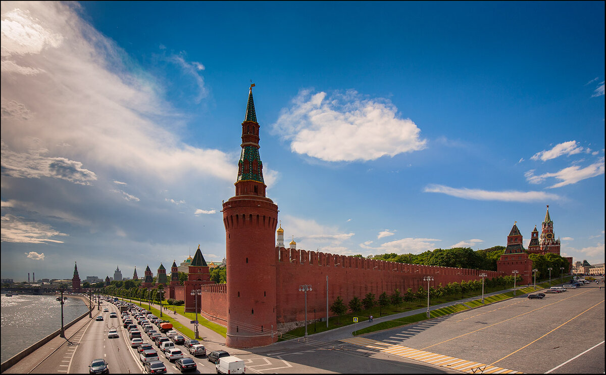 Башни Московского Кремля Царская башня