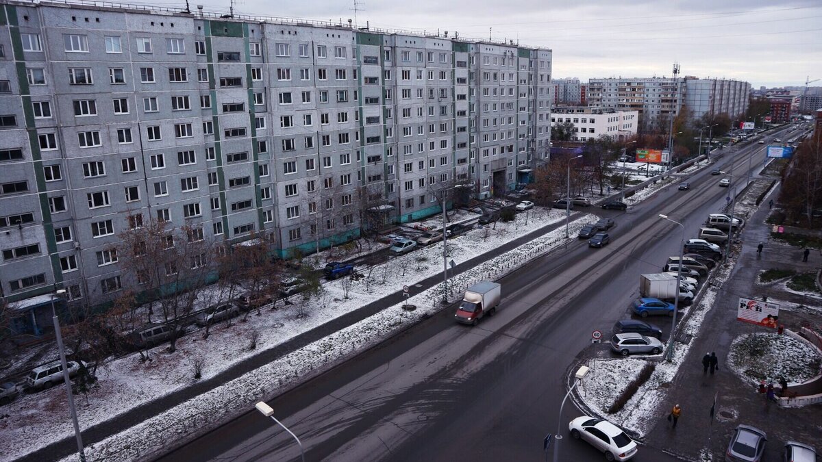     78 многоквартирных домов, которые собираются отремонтировать в 2023 году, находятся в Омске, еще 27 — в районах области.