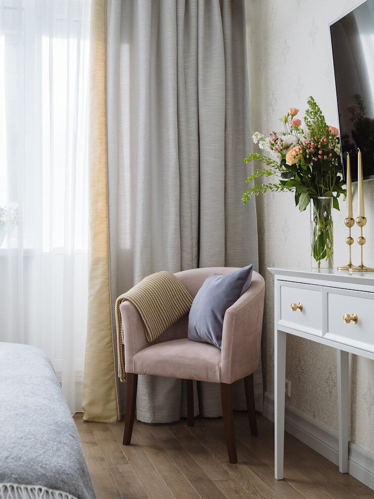 Для мамы и сына. Элегантная квартира в классическом стиле