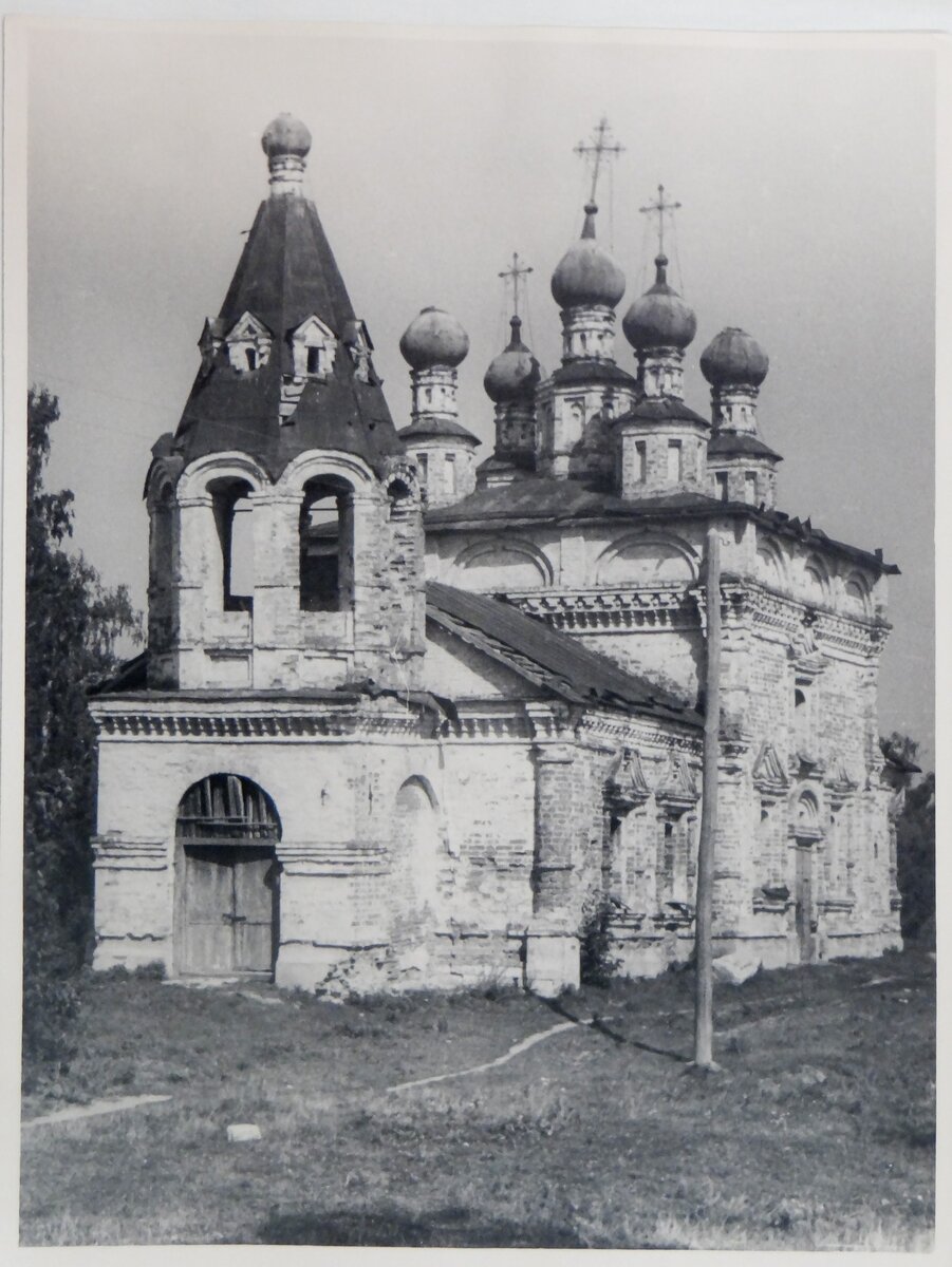 Храм Рождества Пресвятой Богородицы, архивное фото 