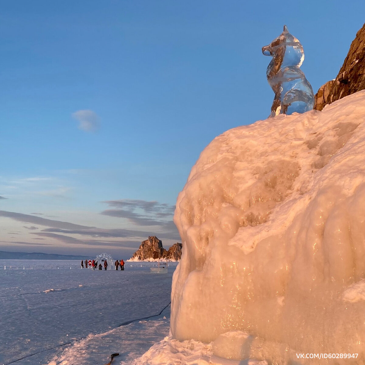 Ольхон фестиваль ледяных скульптур 2024. Olkhon Ice Park. Ледовые скульптуры на Ольхоне. Ольхон фестиваль ледяных скульптур. Ольхон Ice Park 2023.