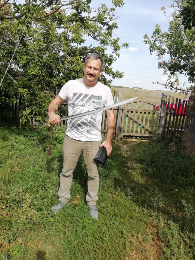 Автор — журналист и писатель Владлен Чертинов