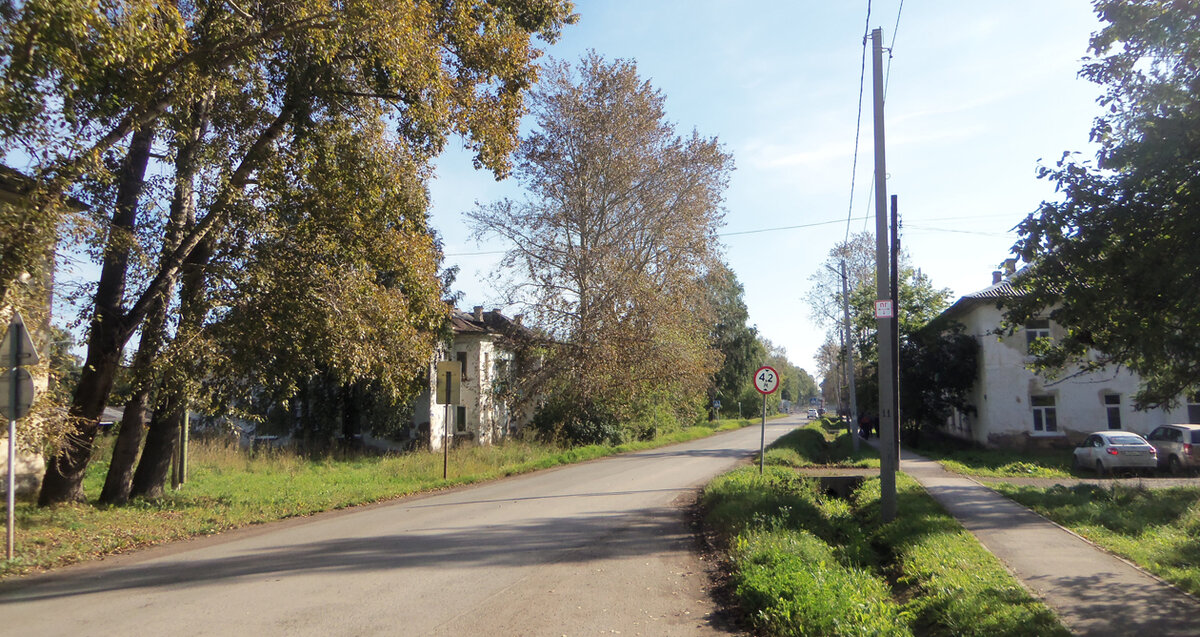 Поселок кировский фото Улицы Кунгура меняются в лицах. Главная улица поселка Кировского Искра Кунгур Са