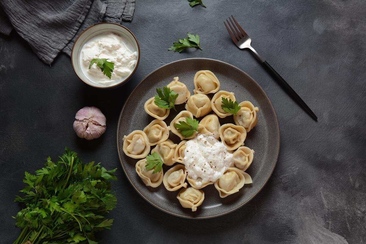 Мясоворот. Пельмени фото. Тарелка пельменей. Пельмени сочные. Что надо в пельмени.