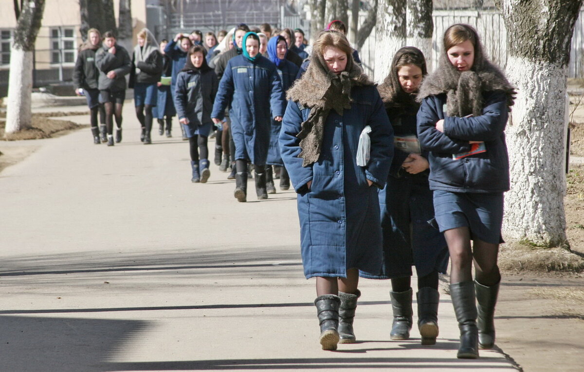 Фото женщины в тюрьме