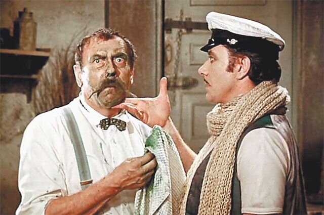 Кадр из фильма "12 стульев"