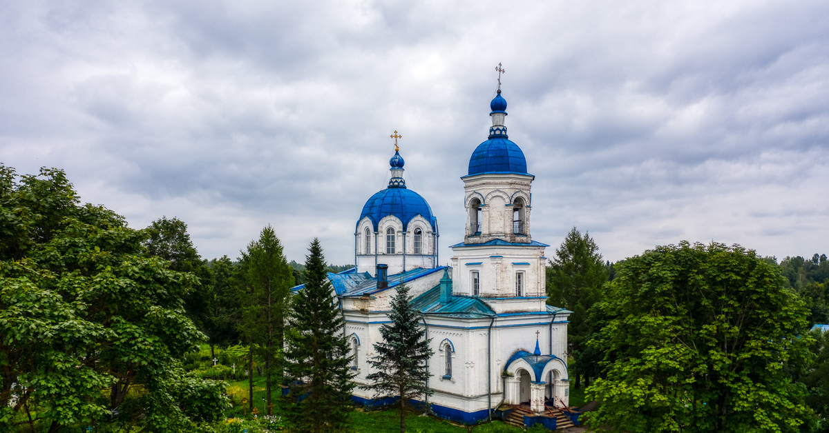 Кингисепп ополье. Крестовоздвиженский храм Ополье. Крестовоздвиженская Церковь Ополье.