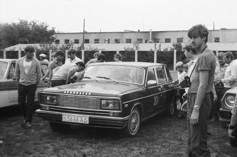 Захарченко В.Д., Туревский И.С. Я строю автомобиль