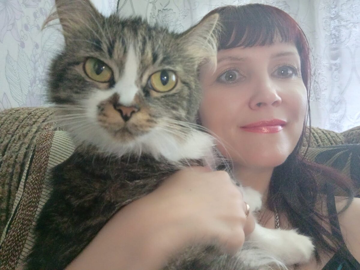 фото автора: я со своей любимой кошкой Читой