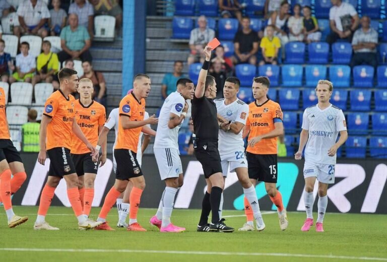    ФК «Оренбург» проиграл на домашнем стадионе Кристина Просвиркина