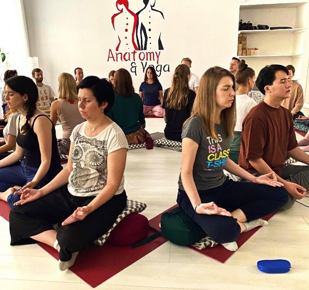 Студия "Анатомия иоги" проработала полтора года.