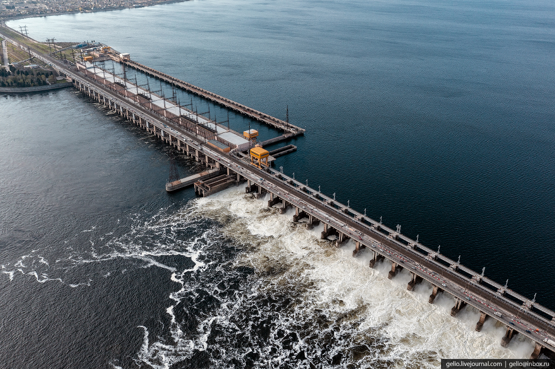 Названия крупных водохранилищ поволжья. Волжская ГЭС. Волжская гидроэлектростанция. Волжская ГЭС на Волге. Гидроэлектростанция ГЭС. Волжская.