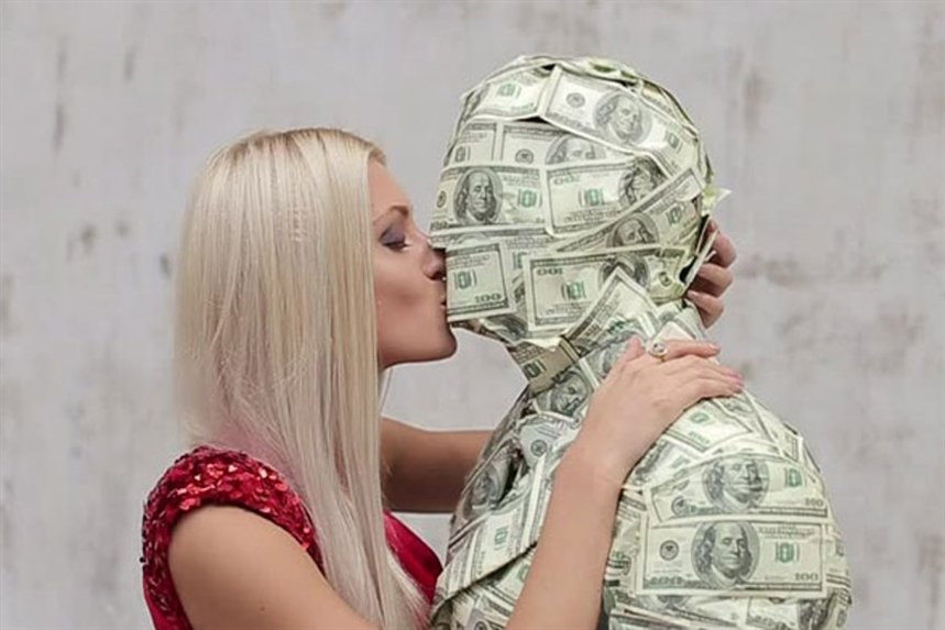 Правда, что женщины ведутся исключительно на деньги? - 79 ответов на форуме arnoldrak-spb.ru ()