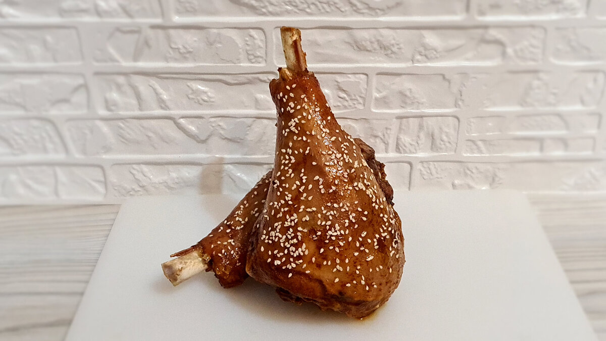 Голени индейки запеченные в духовке