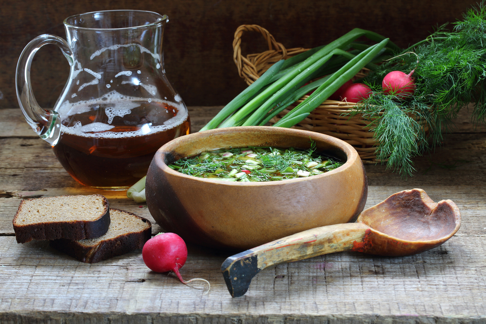 Абсолютно неправильная окрошка, но получается всегда невероятно вкусной. (Делюсь секретом моей заправки)