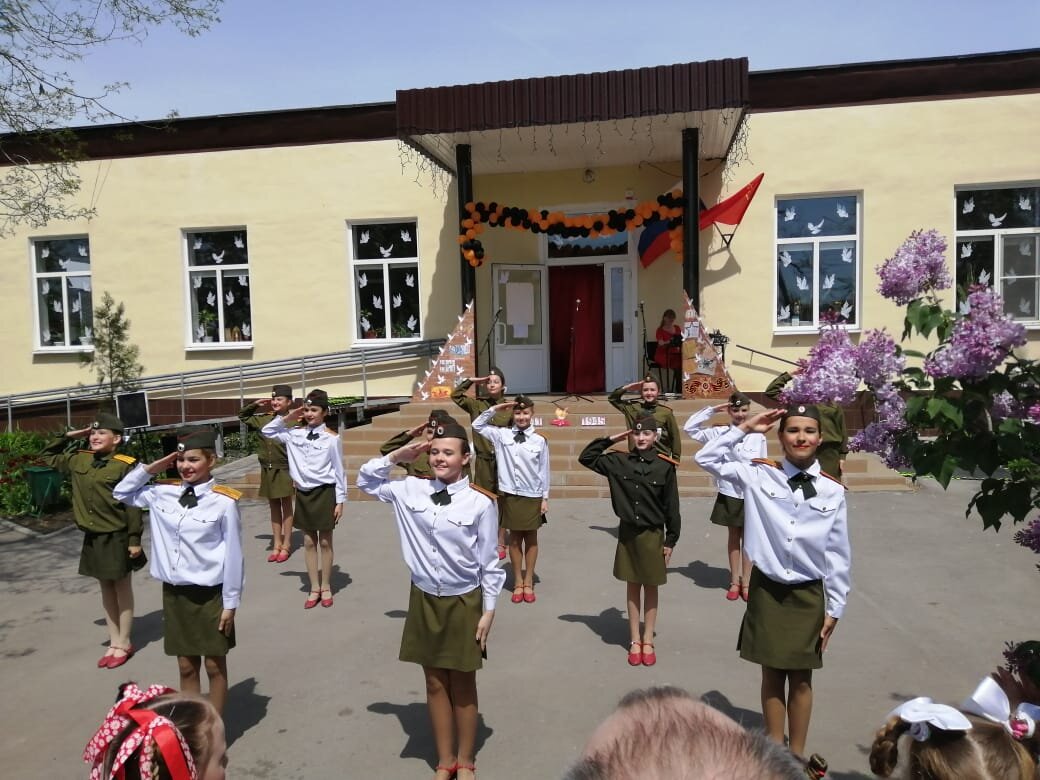 Ансамбль "Персианочка" "Девичья солдатская". Фото автора.