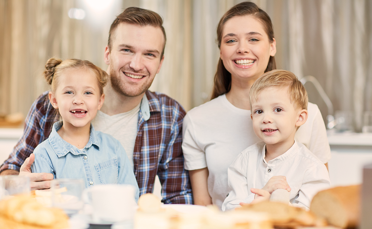 Немецкая семейная варшавская. Семья на немецком. Семья в Германии. German Family. Family Deutsch about.