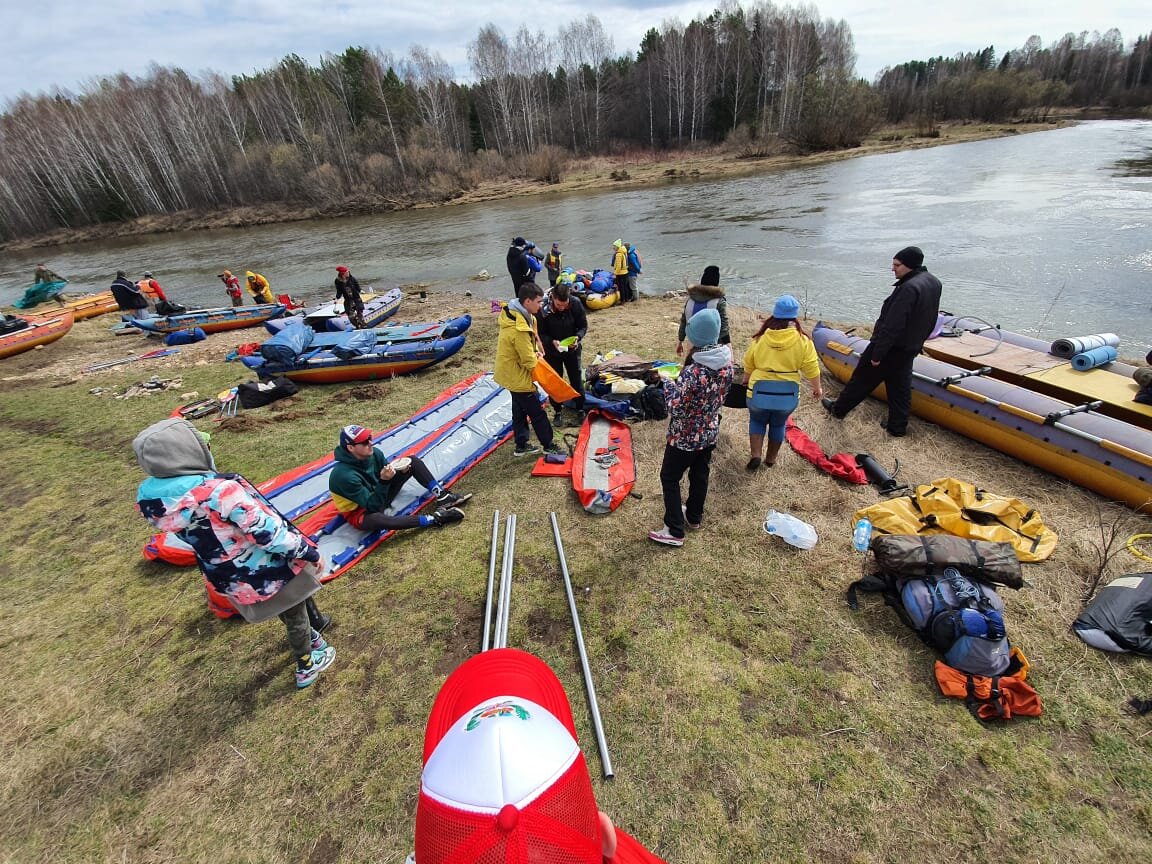 та самая точка отправки, где собираются все катамаранщики, кто-то конечно и с других мест, но тут очень удобно!