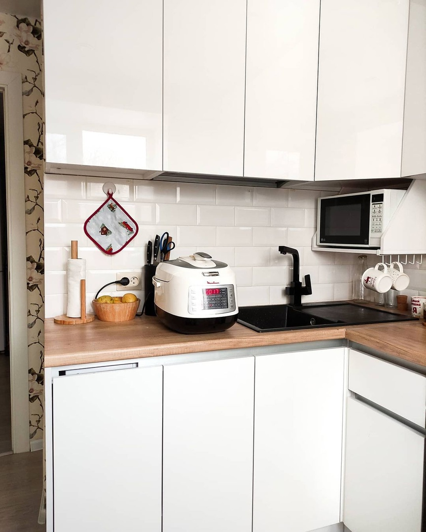 https://www.instagram.com/maxi_home/