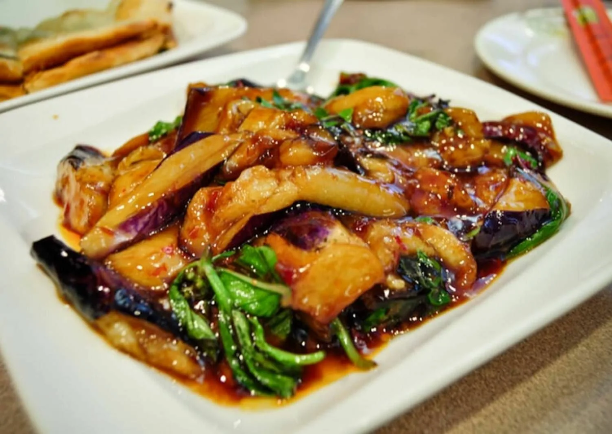 Фотография взята из источника eda64.ru