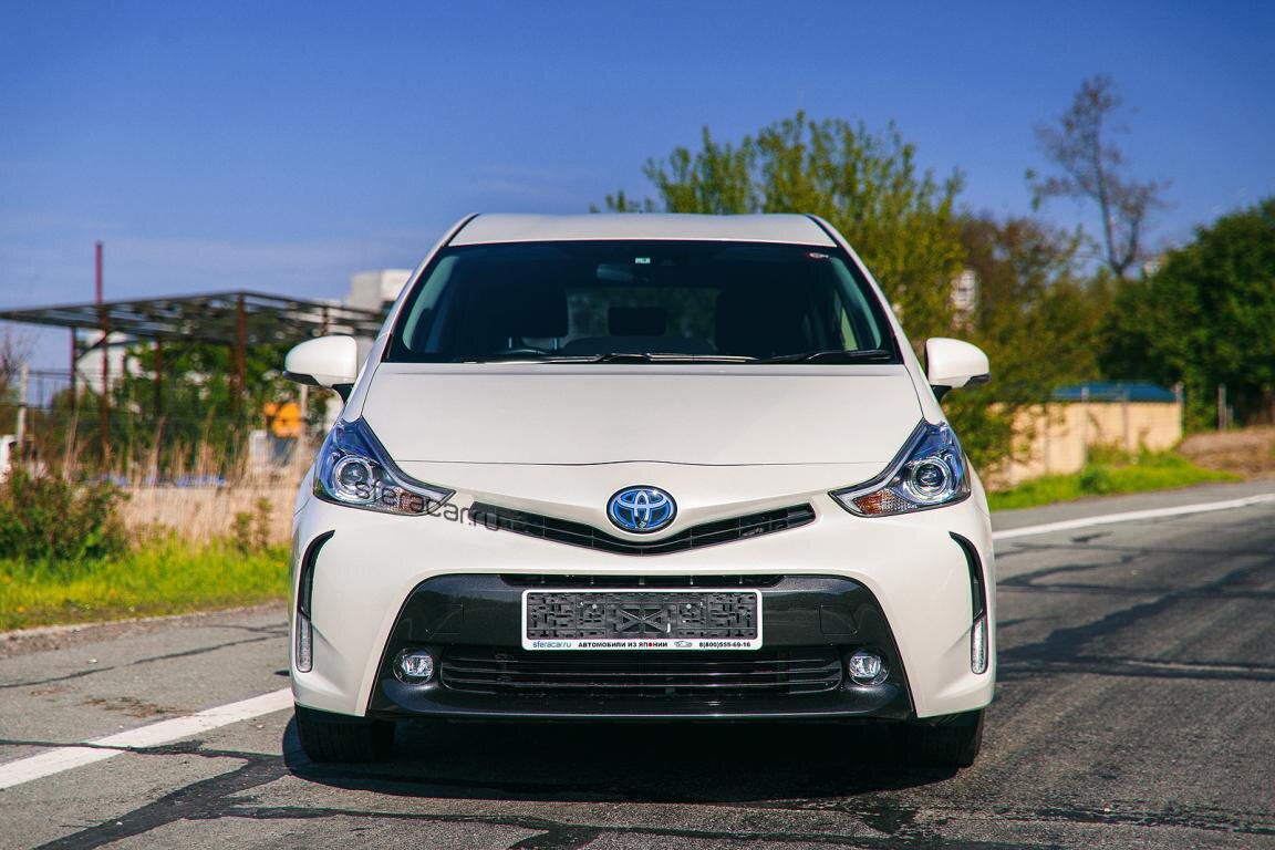 Toyota Prius Alpha. В чем соль? | SferaCar | Дзен