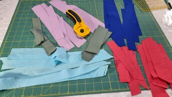 Посмотрите, как можно шить из разных полосок ткани. Отличная идея для лоскутного одеяло из ракушек.